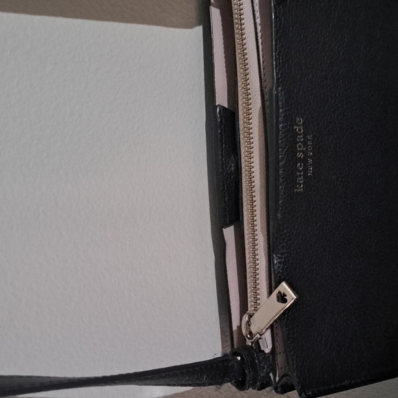 CCO Temorary Price Drop - Kate Spade crossbody bag - Picture 4 of 13